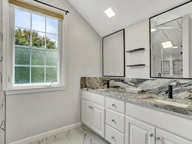 Photo of 420 Longview Terrace