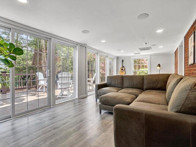 Photo of 420 Longview Terrace