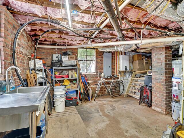 Photo of 420 Longview Terrace