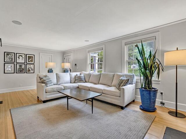Photo of 420 Longview Terrace