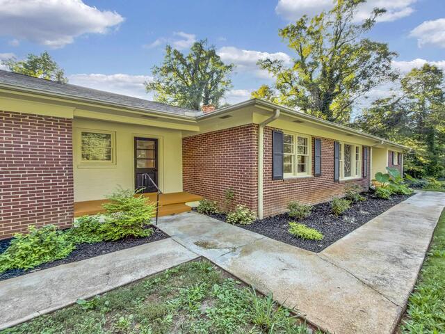 Photo of 3823 Maid Marion Lane