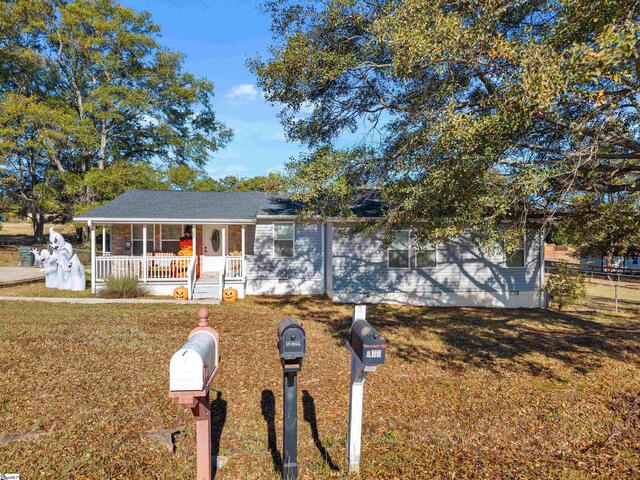 Photo of 382 Hudson Water Road