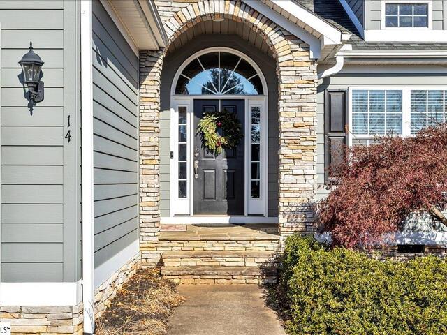 Photo of 14 Manorwood Court