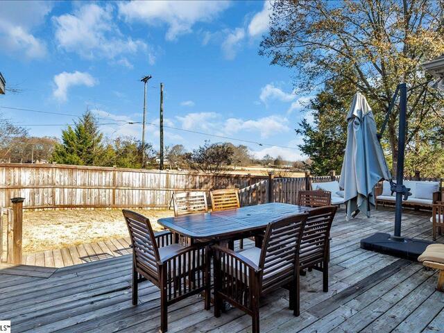 Photo of 14 Manorwood Court