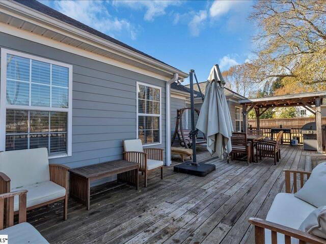 Photo of 14 Manorwood Court