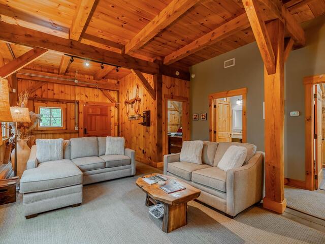 Photo of 201 Plumley Summit Road