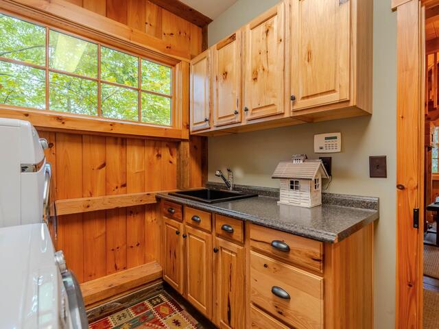 Photo of 201 Plumley Summit Road