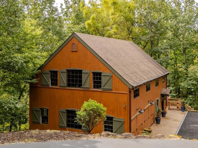 Photo of 201 Plumley Summit Road