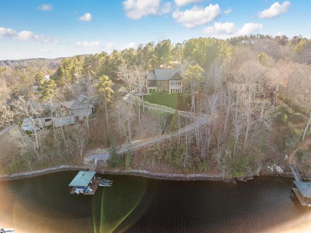 Photo of 320 Knollwood Drive