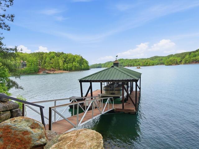 Photo of 320 Knollwood Drive