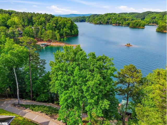 Photo of 320 Knollwood Drive