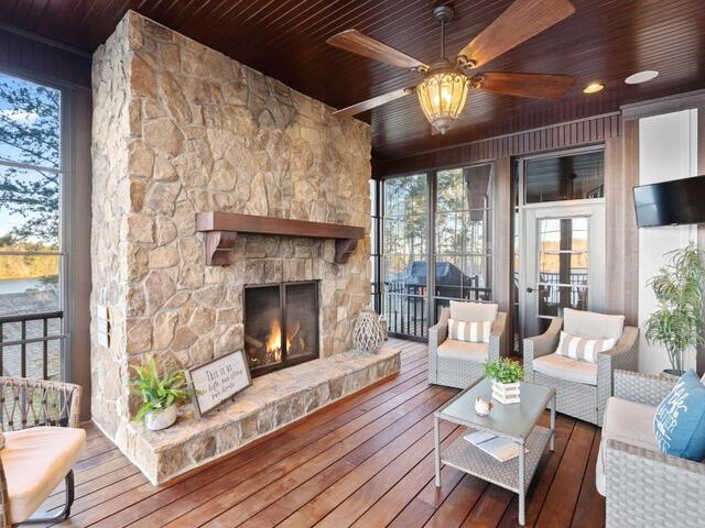 Photo of 320 Knollwood Drive