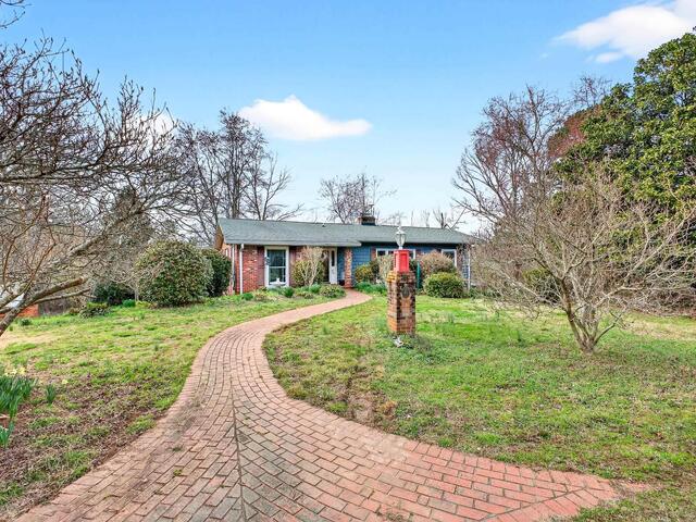 Photo of 524 Hendricks Road