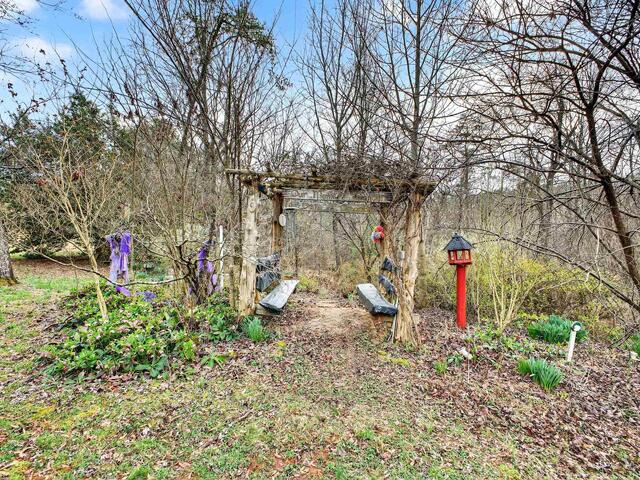 Photo of 524 Hendricks Road