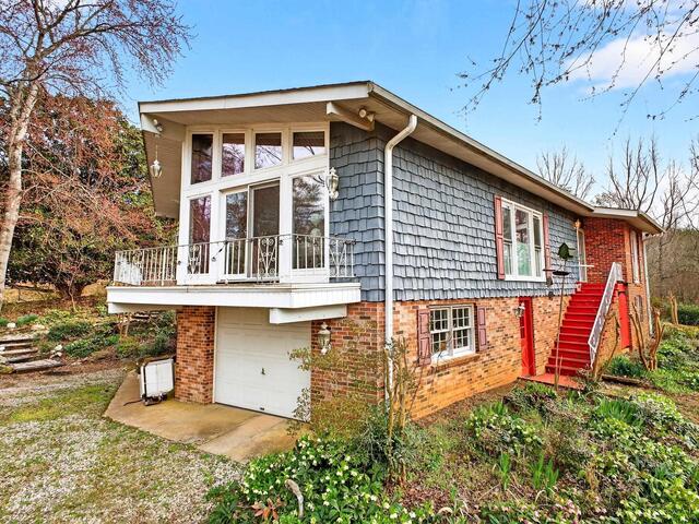 Photo of 524 Hendricks Road