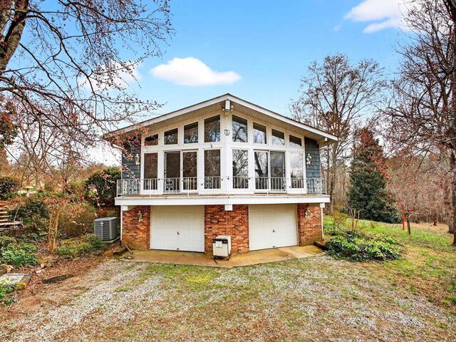 Photo of 524 Hendricks Road