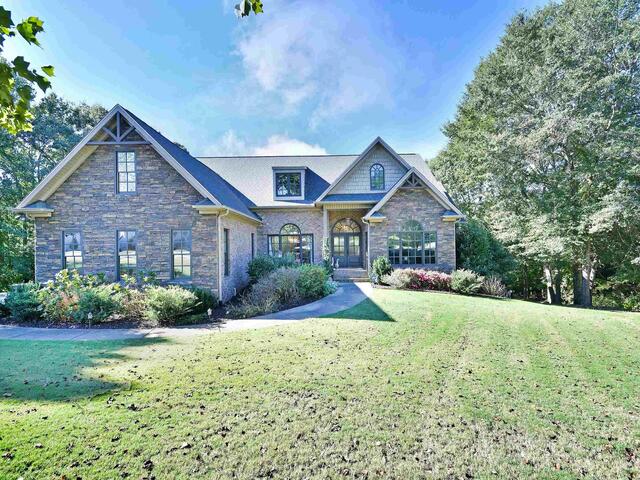 Photo of 131 Reserve Drive