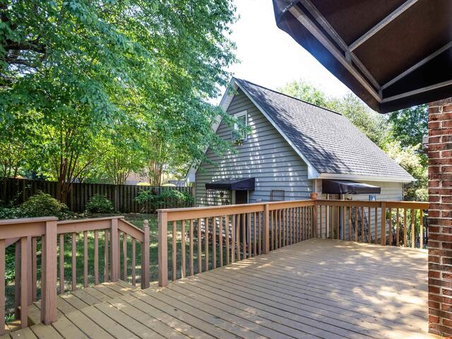 Photo of 306 Cottonwood Court