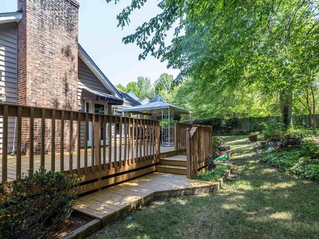 Photo of 306 Cottonwood Court