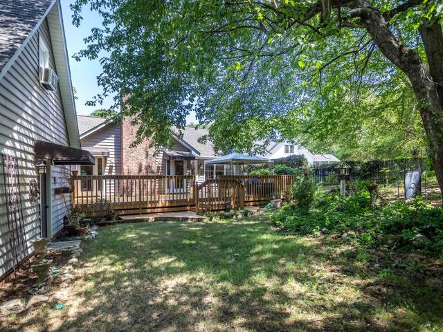 Photo of 306 Cottonwood Court