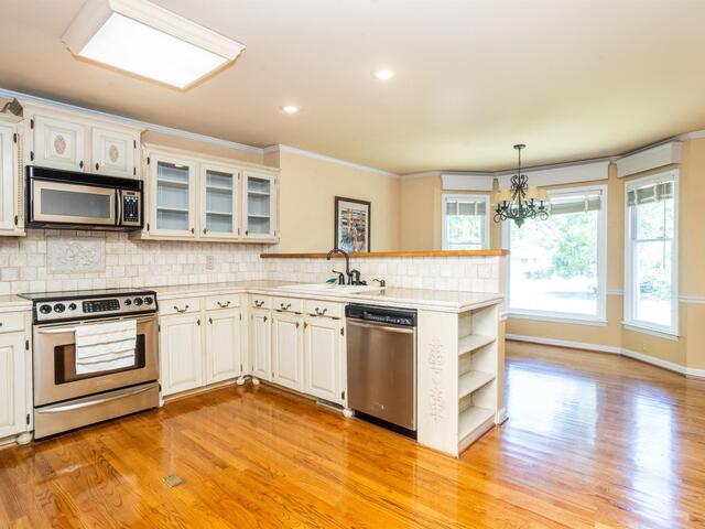 Photo of 306 Cottonwood Court