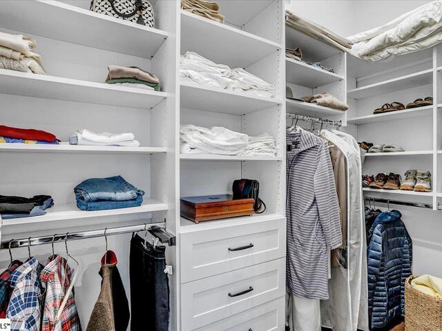 Photo of 6 Bristow Drive