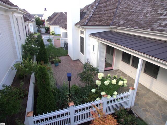 Photo of 6 Bristow Drive