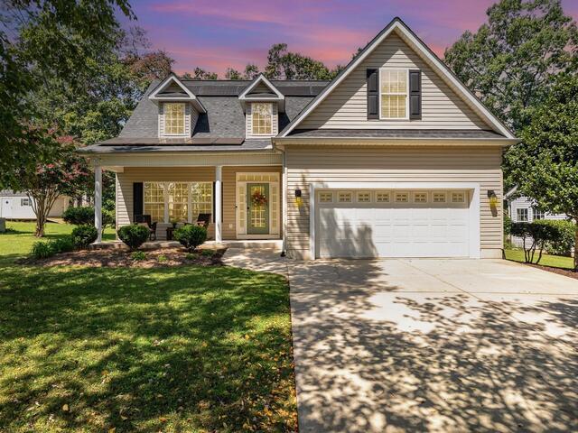 Photo of 215 Savannah Drive