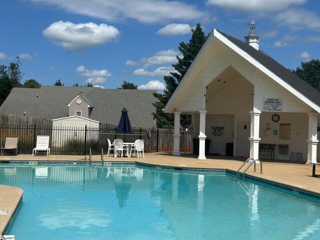 Photo of 215 Savannah Drive