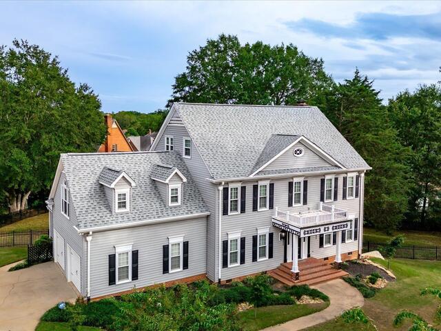 Photo of 201 Wiltshire Court