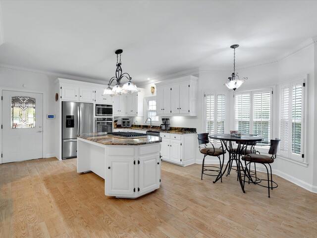 Photo of 201 Wiltshire Court