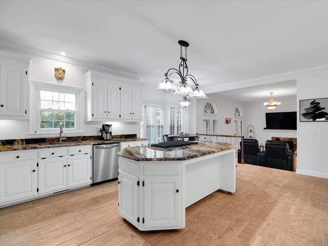 Photo of 201 Wiltshire Court