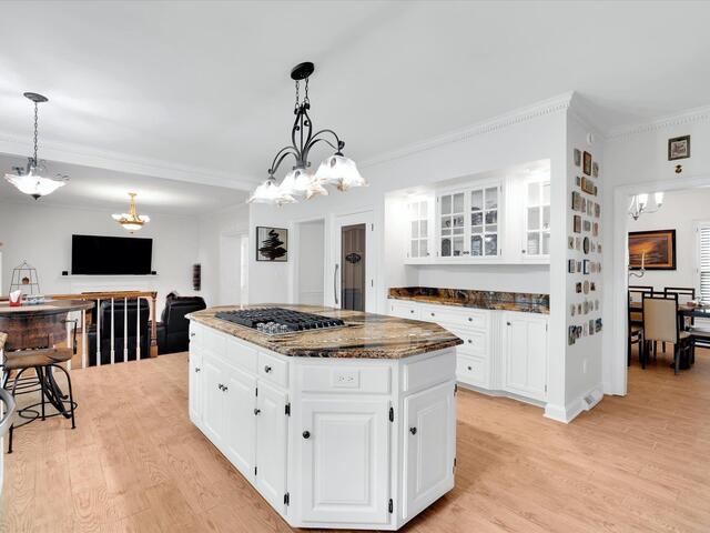 Photo of 201 Wiltshire Court