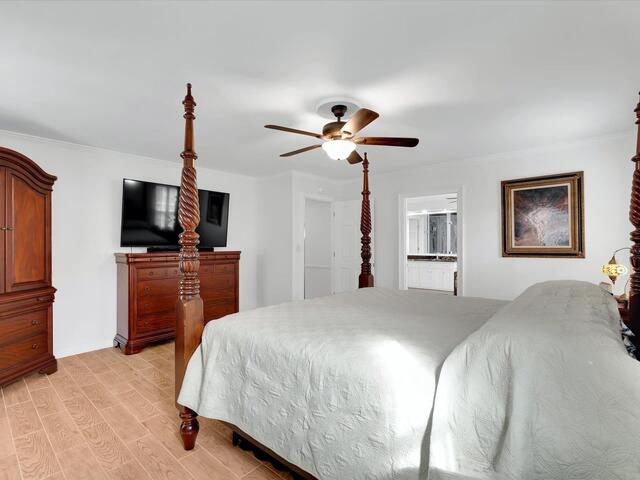 Photo of 201 Wiltshire Court