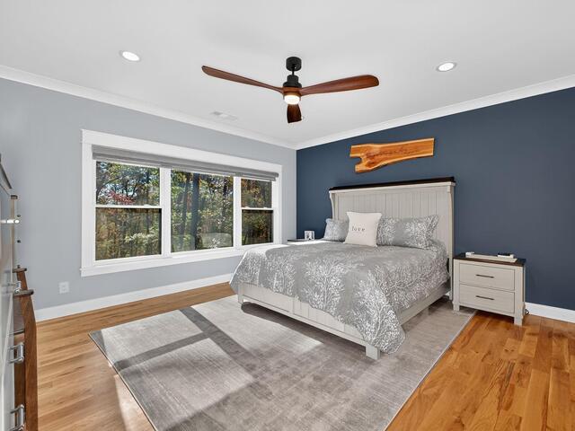 Photo of 709 Keowee Bay Circle