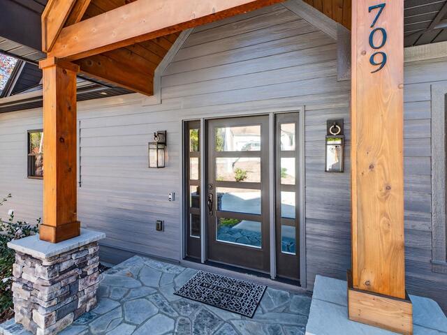 Photo of 709 Keowee Bay Circle