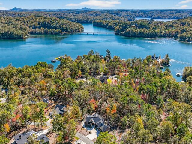 Photo of 709 Keowee Bay Circle