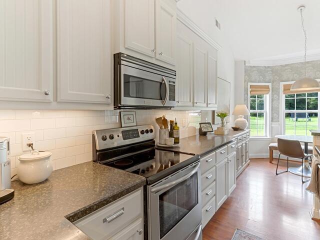 Photo of 570 Carey Drive