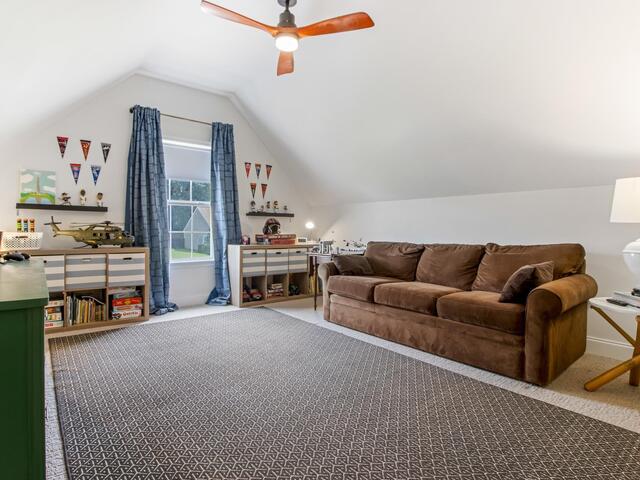 Photo of 570 Carey Drive