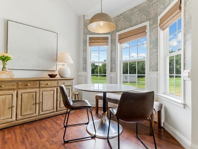 Photo of 570 Carey Drive