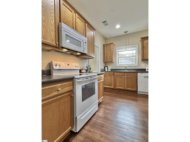 Photo of 305 Linden Hall Lane