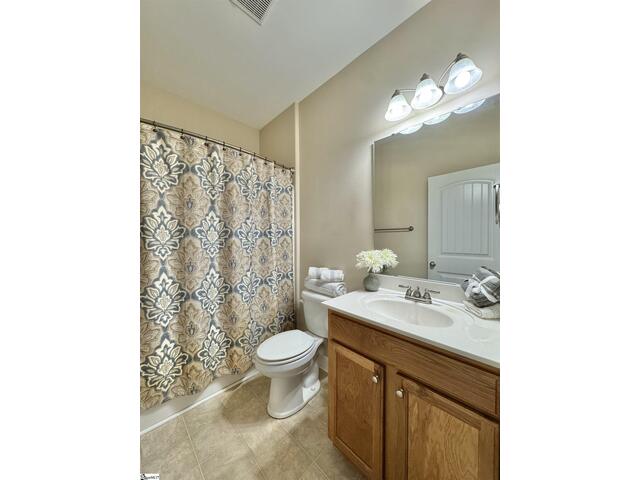 Photo of 305 Linden Hall Lane