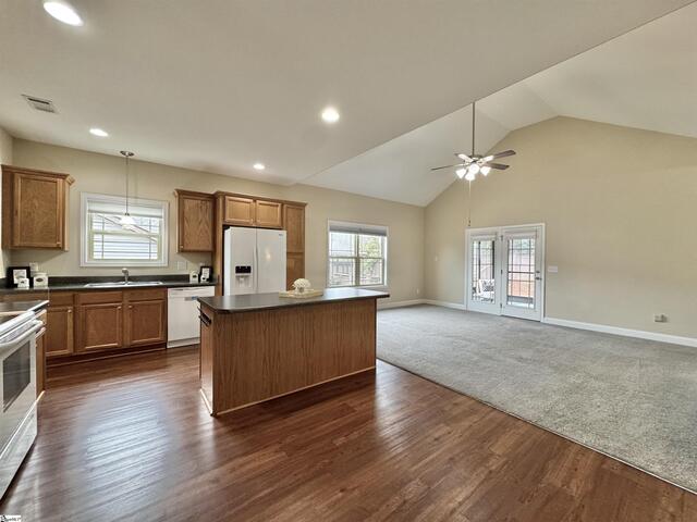 Photo of 305 Linden Hall Lane