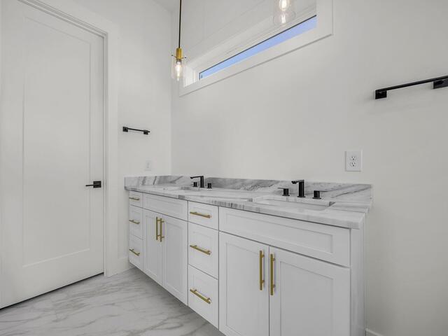Photo of 8 Village Crest Drive