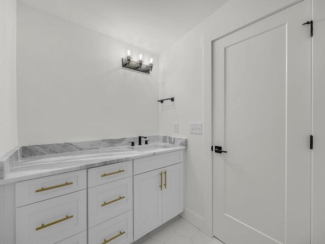 Photo of 8 Village Crest Drive