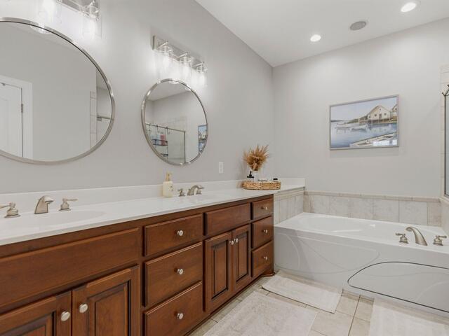 Photo of 194 Yacht Drive