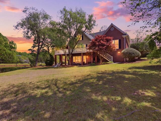 Photo of 401 Four Lakes Drive