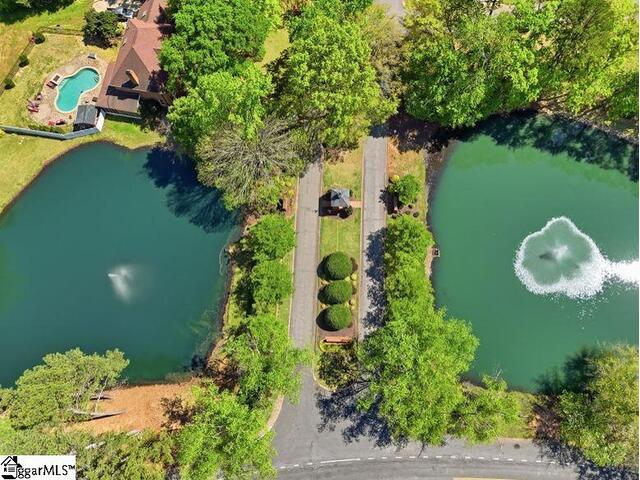 Photo of 401 Four Lakes Drive