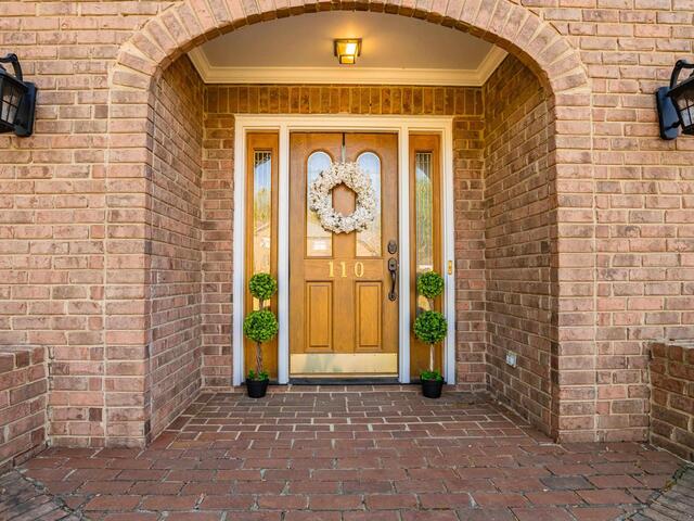 Photo of 110 W Killarney Lake