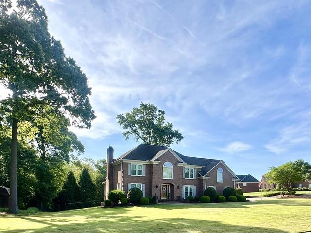Photo of 110 W Killarney Lake